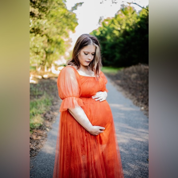 Women's burnt orange Off-Shoulder Tulle Maternity Dress for photos - Picture 2 of 2